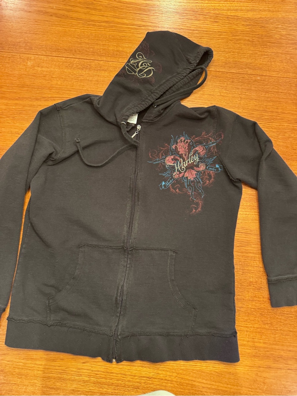 Vintage Windy City Chicago Harley Davidson women’s zip hoodie